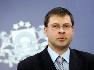 Θρίαμβος της κυβέρνησης στη Λετονία