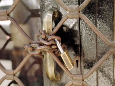 Φόβος για 7.000 λουκέτα μόνο τον Δεκέμβριο