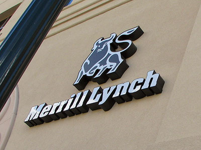 Merrill Lynch: Στο 50% η πιθανότητα υποβάθμισης της Ελλάδας