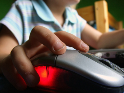 Προς-e-κτικά τα Ελληνόπουλα