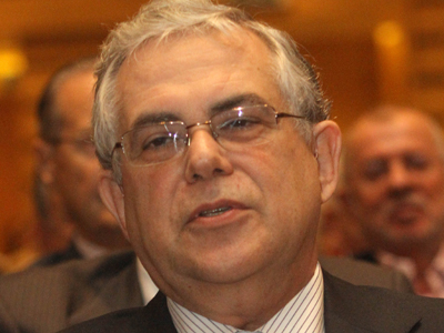 Νέα μέτρα «έδειξε» και ο Λ. Παπαδήμος