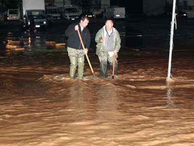 Πλημμύρισε ο Άγιος Κωνσταντίνος
