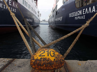 Πολιτικές αντιδράσεις για την επιστράτευση των ναυτεργατών