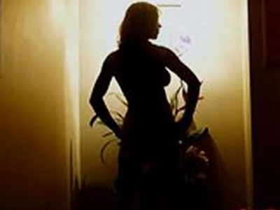 Συνέλαβαν τον μαστροπό