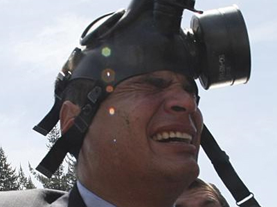 Βήματα πίσω μετά την αναταραχή