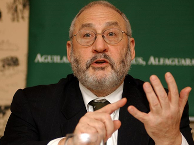 Σφοδρή επίθεση Στίγκλιτς κατά ΕΚΤ και FED