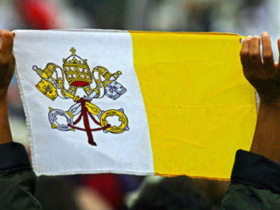 Αμετακίνητο το Βατικανό για τη χρήση προφυλακτικών