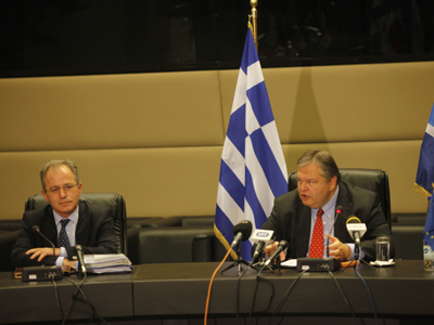 Στο τέλος του 2010 η νέα δομή δυνάμεων