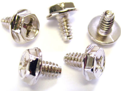 Έκλεψαν 1,5 τόνο βίδες