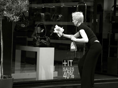 «Ποτέ την Κυριακή» για τα εμπορικά καταστήματα