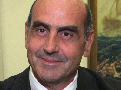 Ο Βουλγαράκης δεν είναι γυμνός