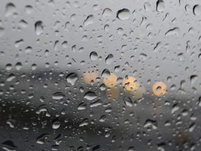 Η κακοκαιρία ματαίωσε τις μαθητικές παρελάσεις στη Ροδόπη