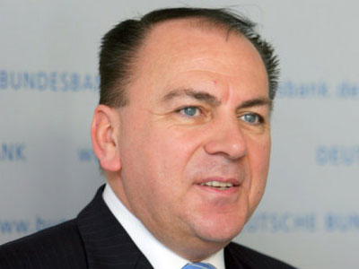 Σενάρια για τριακονταετή επιμήκυνση της αποπληρωμής του ελληνικού δανείου