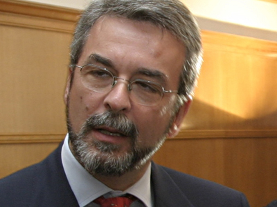 Απογοήτευση από τις απαντήσεις Χριστοφοράκου