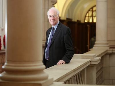 Η υποκριτική… του πάει!