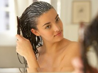 Φτιάξτε τη δική σας μάσκα μαλλιών!