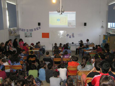 Τηλεδιάσκεψη στο 1ο Γυμνάσιο Νάξου με τη Δίωξη Ηλεκτρονικού Εγκλήματος