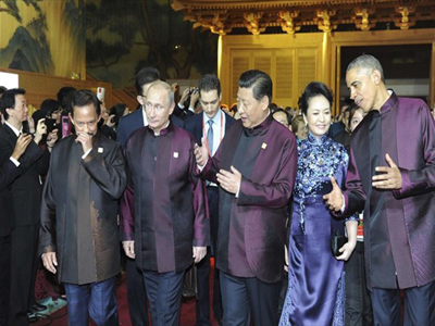 Σύντομη συνάντηση Ομπάμα – Πούτιν στο Πεκίνο Σύντομη συνάντηση Ομπάμα – Πούτιν στο Πεκίνο