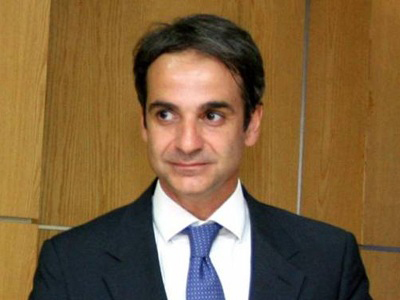 «Δεν θα καθιερωθεί νέο μισθολόγιο στο Δημόσιο χωρίς διαβούλευση»