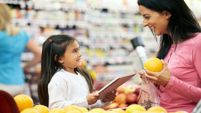 Πώς να μην καβγαδίσετε με το παιδί σας στο σούπερ μάρκετ