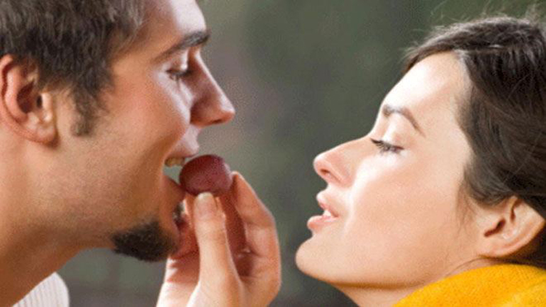 Το καλοκαιρινό φρούτο που το ονομάζουν «βιάγκρα της φύσης»