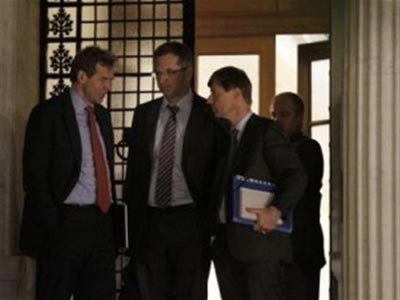 Στο Μαξίμου οι εκπρόσωποι της τρόικα