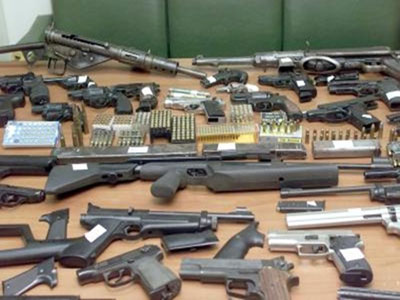 Υπόθεση λαθρεμπορίου όπλων με εμπλεκόμενο κρητικό καλλιτέχνη;