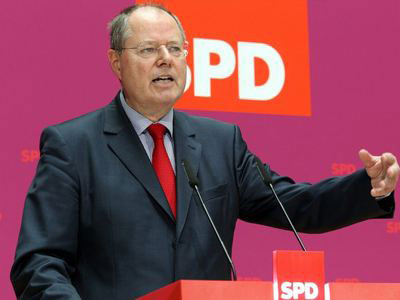 Γερμανία: Έντονη κριτική δέχτηκε ο Πέερ Στάινμπρουκ