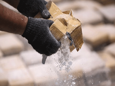 Συνελήφθη 19χρονος με 2,2 κιλά ηρωίνης