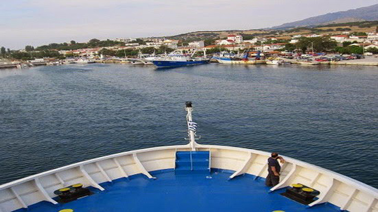 Προβλήματα από την αύξηση του ΦΠΑ στις άγονες γραμμές