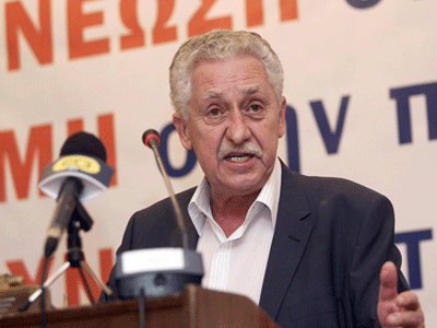 Αποκλείει ενδεχόμενο μετεκλογικής συνεργασίας με ΠΑΣΟΚ