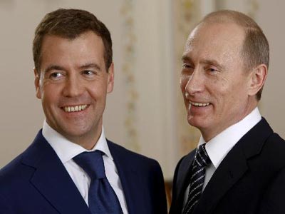 Ο Μεντβέντεφ παρουσίασε τα ονόματα των υπουργών του στον Πούτιν