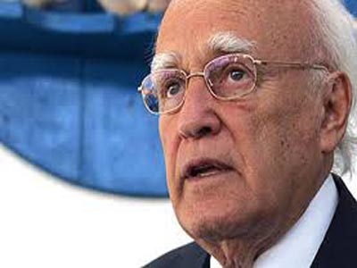 «Ποιος είναι ο κ. Σόιμπλε που μπορεί να λοιδορήσει την Ελλάδα;»