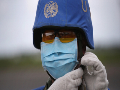 «Μακρά μάχη για την αντιμετώπιση του ιού Έμπολα»