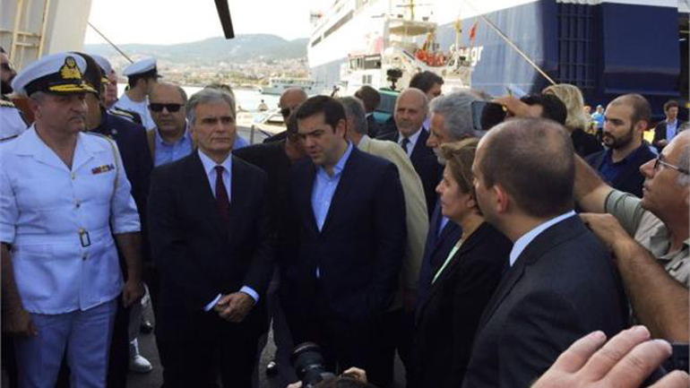 Στη Λέσβο ο Αυστριακός καγκελάριος Βέρνερ Φάιμαν με τον Αλέξη Τσίπρα για το μεταναστευτικό