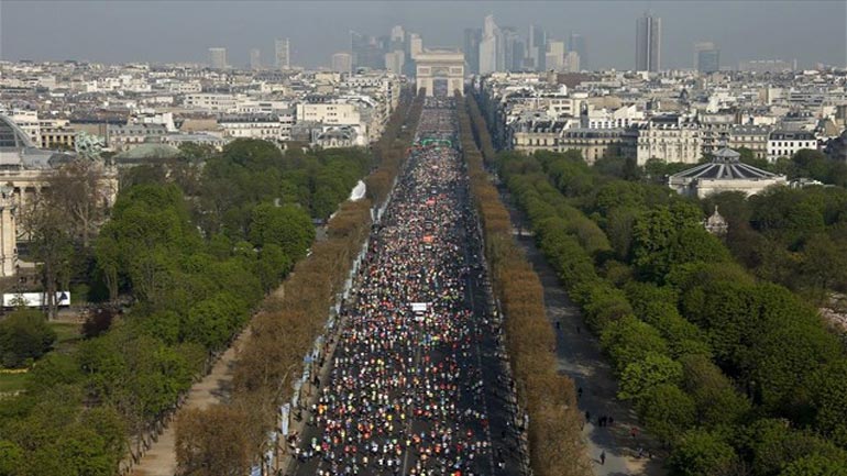 Συμβολικός μαραθώνιος από Αφρικανή για την έλλειψη πόσιμου νερού