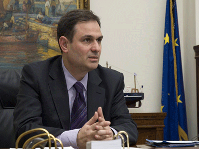 «Οι εκλογές θα γίνουν με υποσχέσεις περικοπών»