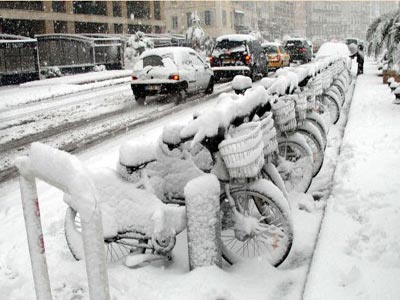 Βέλγιο: Χωρίς ρεύμα 100.000 σπίτια λόγω πυκνών χιονοπτώσεων