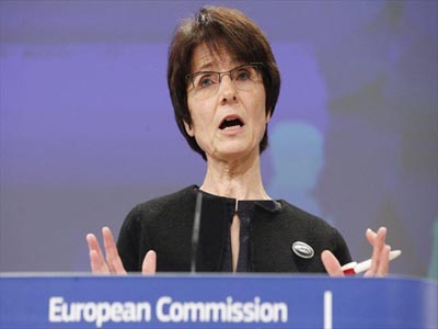 Πρωτοβουλία Κομισιόν για την ανάσχεση της ανεργίας των νέων