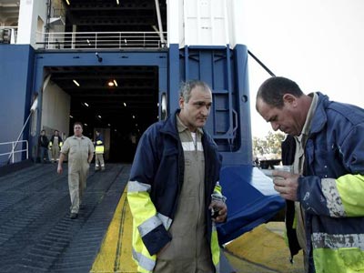 Mείωση του αριθμού των Ελλήνων ναυτικών διαπιστώνει η ΠΝΟ