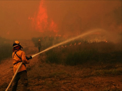 Δεκάδες πυρκαγιές στις ΗΠΑ