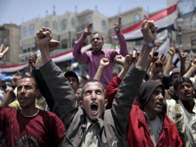 Υεμένη: Νεκρός στρατιώτης σε συγκρούσεις με διαδηλωτές