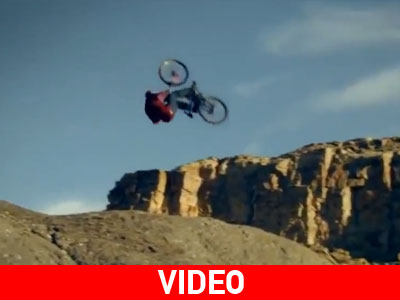 Mountain bike στην έρημο Γκόμπι