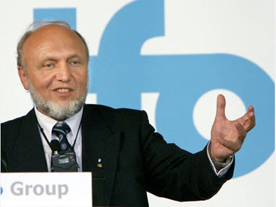 «Πιο ανταγωνιστική η Ελλάδα εκτός ευρώ»