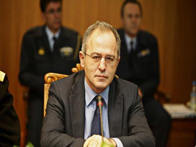 «Δεν έχει κανένας το δικαίωμα να παίζει με τα εθνικά συμφέροντα της χώρας»