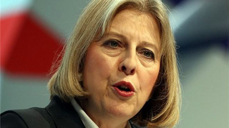 «Η μαζική μετανάστευση βλάπτει τη Βρετανία» «Η μαζική μετανάστευση βλάπτει τη Βρετανία»