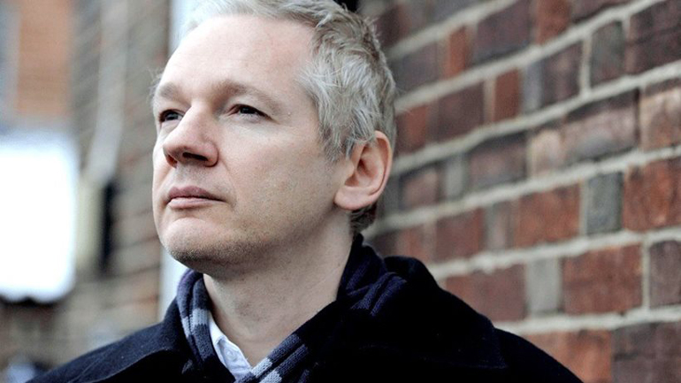 Η Βρετανία αρνείται ιατρική βοήθεια στον Τζούλιαν Ασάνζ