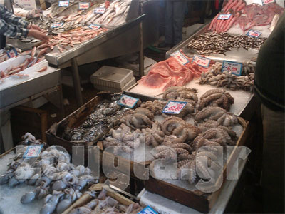 Εορταστικό ωράριο στη Βαρβάκειο