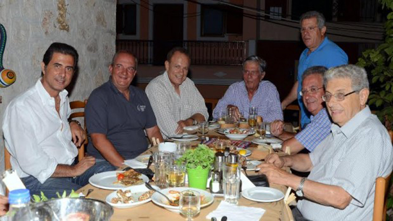 Οι διακοπές του Κώστα Καραμανλή στη Λευκάδα