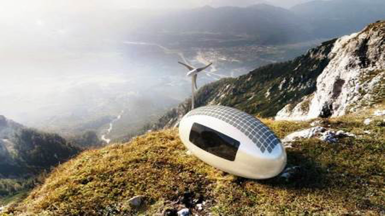 Κατασκεύασαν οικοκάψουλα που πάει παντού, με φωτοβολταϊκά και μικρή ανεμογεννήτρια